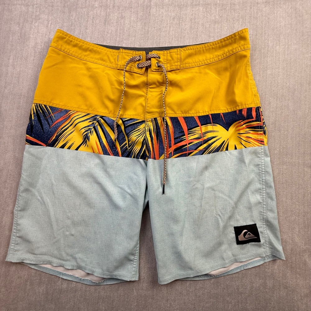 Quiksilver Highline Board Shorts Mens 33 Yellow Blue Palm Print 4-Way Stretch